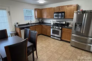 6445 Matlea Ct, Charlotte, NC 28215 - Photo 14