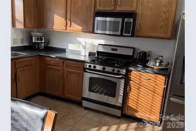 6445 Matlea Court, Charlotte, NC 28215 - Photo 12