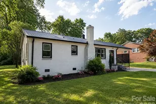 1344 12th Ave NE, Hickory, NC 28601 - Photo 2