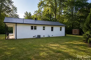 1344 12th Ave NE, Hickory, NC 28601 - Photo 4