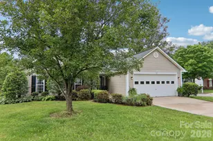 12 Wineberry Ct, Fletcher, NC 28732 - Photo 4
