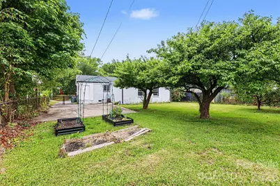 3430 Meredith Avenue, Charlotte, NC 28208 - Photo 18