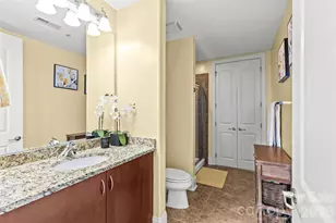 4620 Piedmont Row Dr, Charlotte, NC 28210 - Photo 16