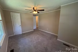 617 Oakwood Ln, Gastonia, NC 28056 - Photo 12