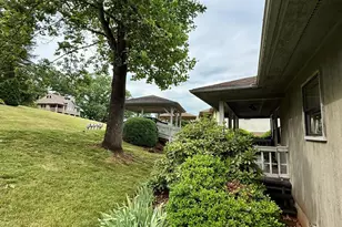 35 Talon Ct, Waynesville, NC 28786 - Photo 10