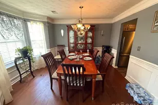 5102 Eagle Creek Dr, Charlotte, NC 28269 - Photo 8
