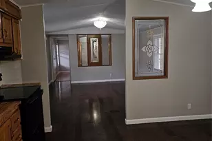 656 Water St, Bakersville, NC 28705 - Photo 12