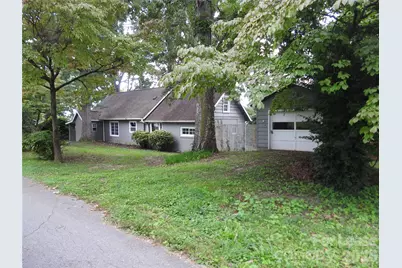 201 Merriman Road, Hendersonville, NC 28791 - Photo 2