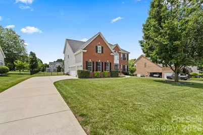 286 Corona Circle, Mooresville, NC 28117 - Photo 2