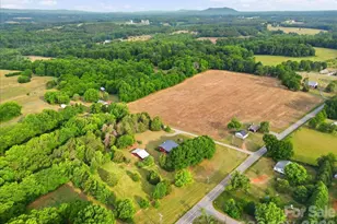 4639 Hickory Lincolnton Hwy, Newton, NC 28658 - Photo 34