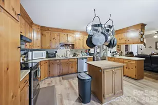 4639 Hickory Lincolnton Hwy, Newton, NC 28658 - Photo 10