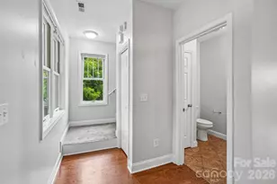25 Houston St, Asheville, NC 28801 - Photo 32