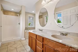 25 Houston St, Asheville, NC 28801 - Photo 18