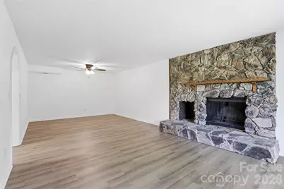 207 Wood Dale Drive, Hendersonville, NC 28791 - Photo 32