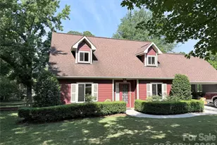 2606 Saddlewood Cir SW, Concord, NC 28027 - Photo 2