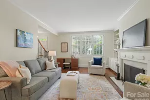 148 Perrin Pl, Charlotte, NC 28207 - Photo 2
