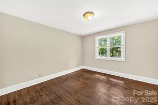 4418 N Sharon Amity Rd, Charlotte, NC 28205 - Photo 16