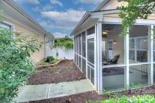 903 White Point Dr, Huntersville, NC 28078 - Photo 2