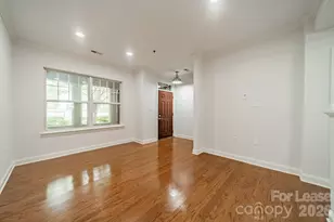 642 E 9th St, Charlotte, NC 28202 - Photo 6