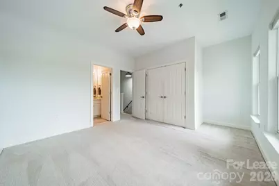 642 E 9th Street, Charlotte, NC 28202 - Photo 32
