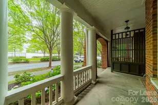 642 E 9th St, Charlotte, NC 28202 - Photo 36