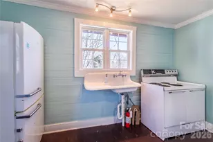 105 Adams Hill Rd, Asheville, NC 28806 - Photo 14