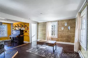 105 Adams Hill Rd, Asheville, NC 28806 - Photo 8