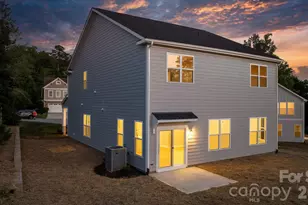 3875 12th Street Court NE, Hickory, NC 26801 - Photo 4