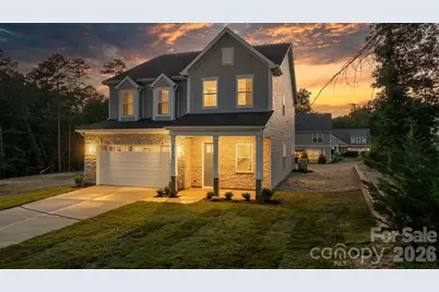 3875 12th Street Court NE, Hickory, NC 26801 - Photo 2