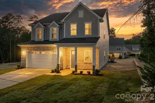 3875 12th Street Court NE, Hickory, NC 26801 - Photo 2