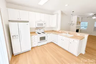 8611 Wandering Creek Way, Charlotte, NC 28227 - Photo 4