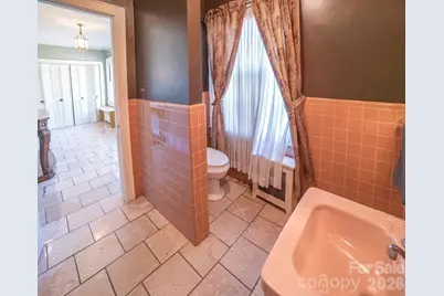 108 Beall Street NW, Lenoir, NC 28645 - Photo 18