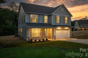 3869 12th Street Court NE, Hickory, NC 28601 - Photo 1
