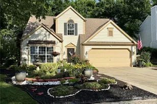 5931 Downfield Wood Dr, Charlotte, NC 28269 - Photo 2