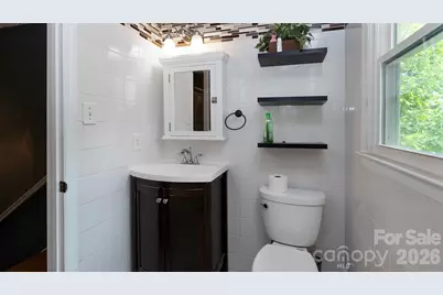 4900 Carriage Drive Circle, Charlotte, NC 28205 - Photo 16