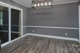4900 Carriage Dr Cir, Charlotte, NC 28205 - Photo 6