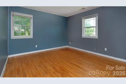 4900 Carriage Drive Circle, Charlotte, NC 28205 - Photo 18