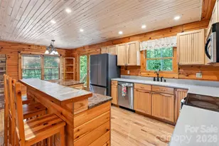 545 Mountain Crest Dr S, Marion, NC 28752 - Photo 12