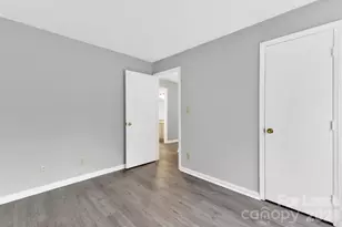 9531 University Terrace Dr, Charlotte, NC 28262 - Photo 12