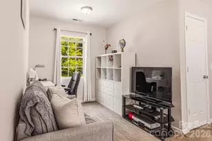 4816 Delprado Cir, Charlotte, NC 28216 - Photo 36