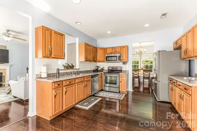 4816 Delprado Circle, Charlotte, NC 28216 - Photo 18