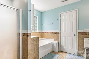 4816 Delprado Cir, Charlotte, NC 28216 - Photo 28