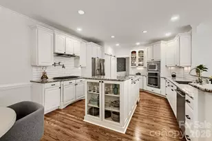 6605 Saunton Ct, Charlotte, NC 28277 - Photo 10