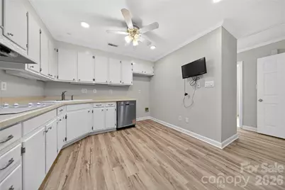 2405 Quail Lake Drive, Charlotte, NC 28210 - Photo 10