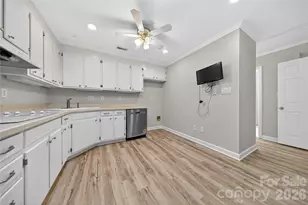 2405 Quail Lake Dr, Charlotte, NC 28210 - Photo 10