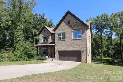 10105 Greenwood Court, Charlotte, NC 28215 - Photo 2