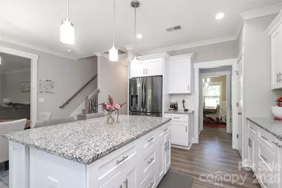 10105 Greenwood Court, Charlotte, NC 28215 - Photo 8
