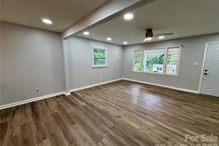 435 E Club Dr, Gastonia, NC 28054 - Photo 12
