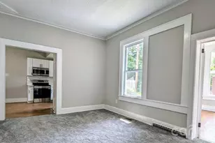 113 Brawley St, Chester, SC 29706 - Photo 10