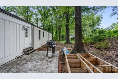 608 W 4th Avenue, Gastonia, NC 28052 - Photo 34